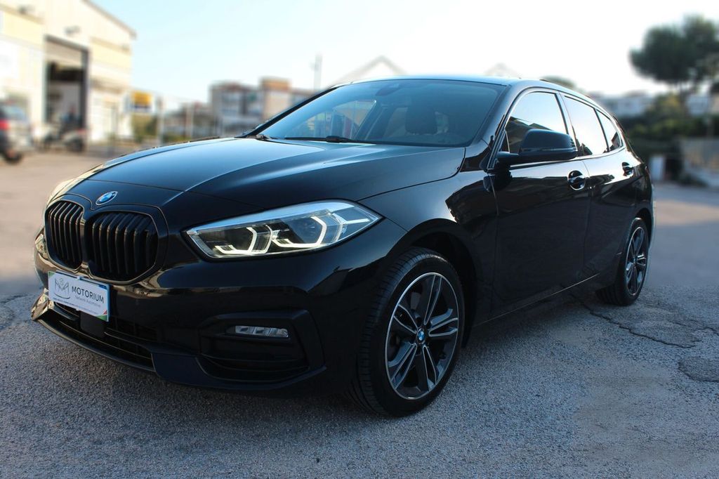 Image of BMW 118