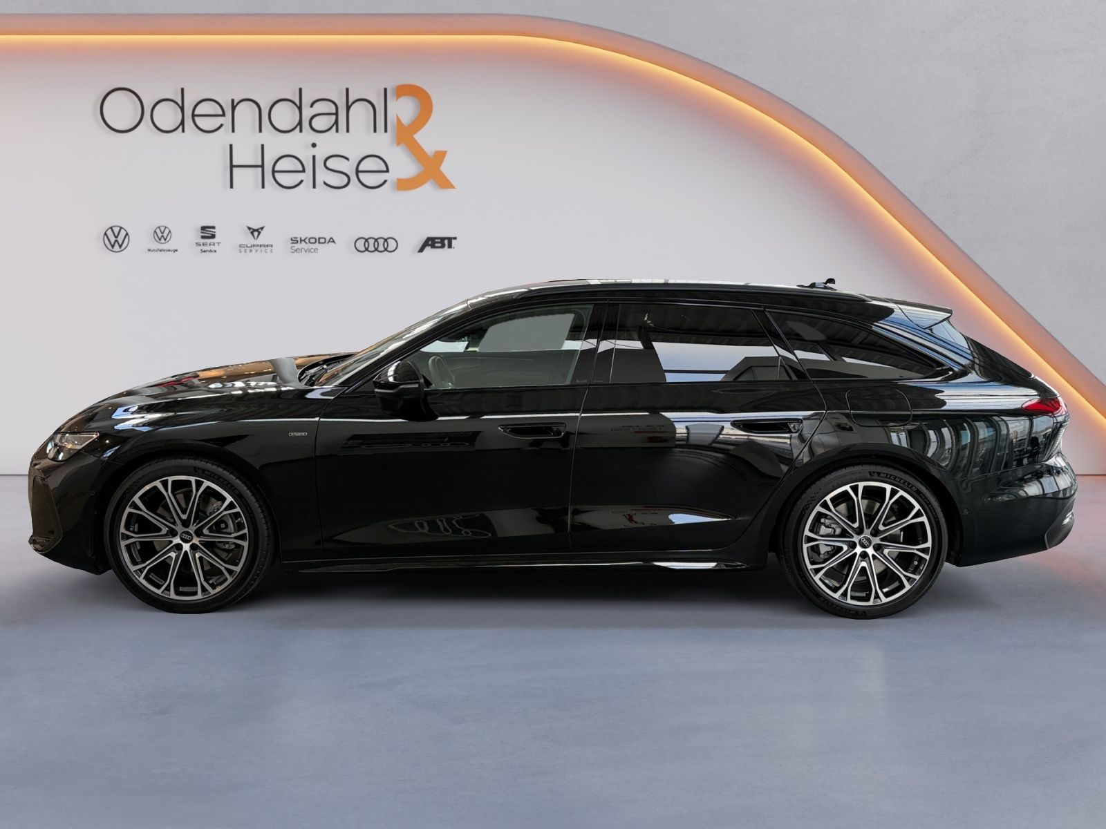 Audi A6 Avant e-hybrid quattro S tronic imagem 2