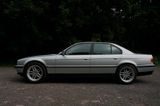BMW 728i e38 Handschalter (LCI/Facelift) - BMW 728: E38 728i