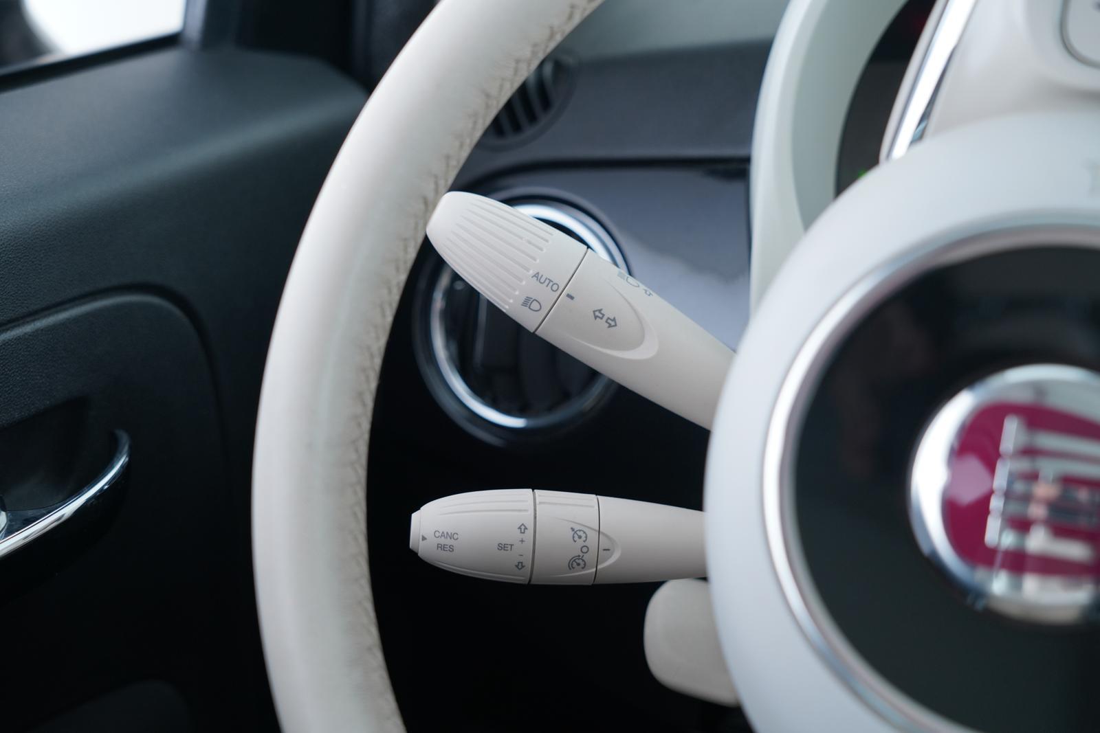 Fiat 500 LOUNGE 1.2 KAT//SCHECKHEFT GEPFLEGT