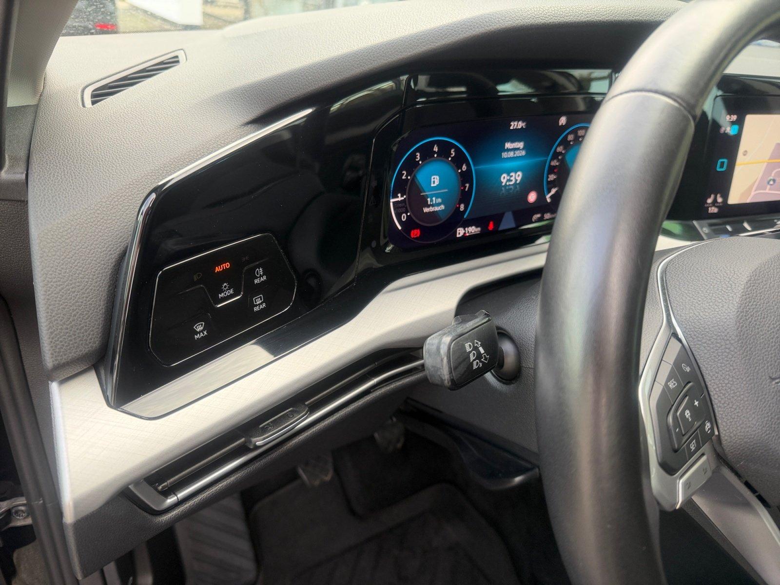Volkswagen Golf VIII Life 1.5 TSI TEMP+PDC+NAVI+DAB+USB, миниатюра 17