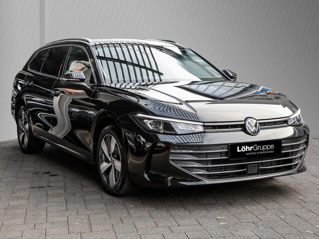 Volkswagen Passat Variant 2.0 TDI DSG Business AHK Navi RFK foto 4