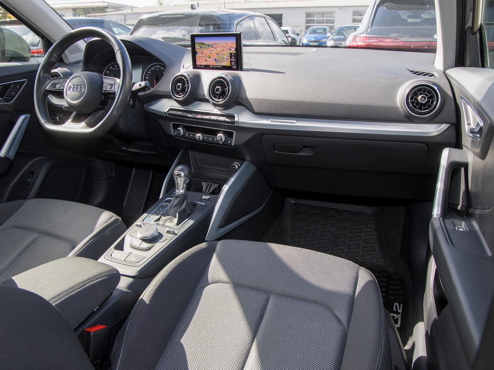 Audi Q2 1.4 TFSI S tronic sport NAVI LED PDC GJ-REIFE
