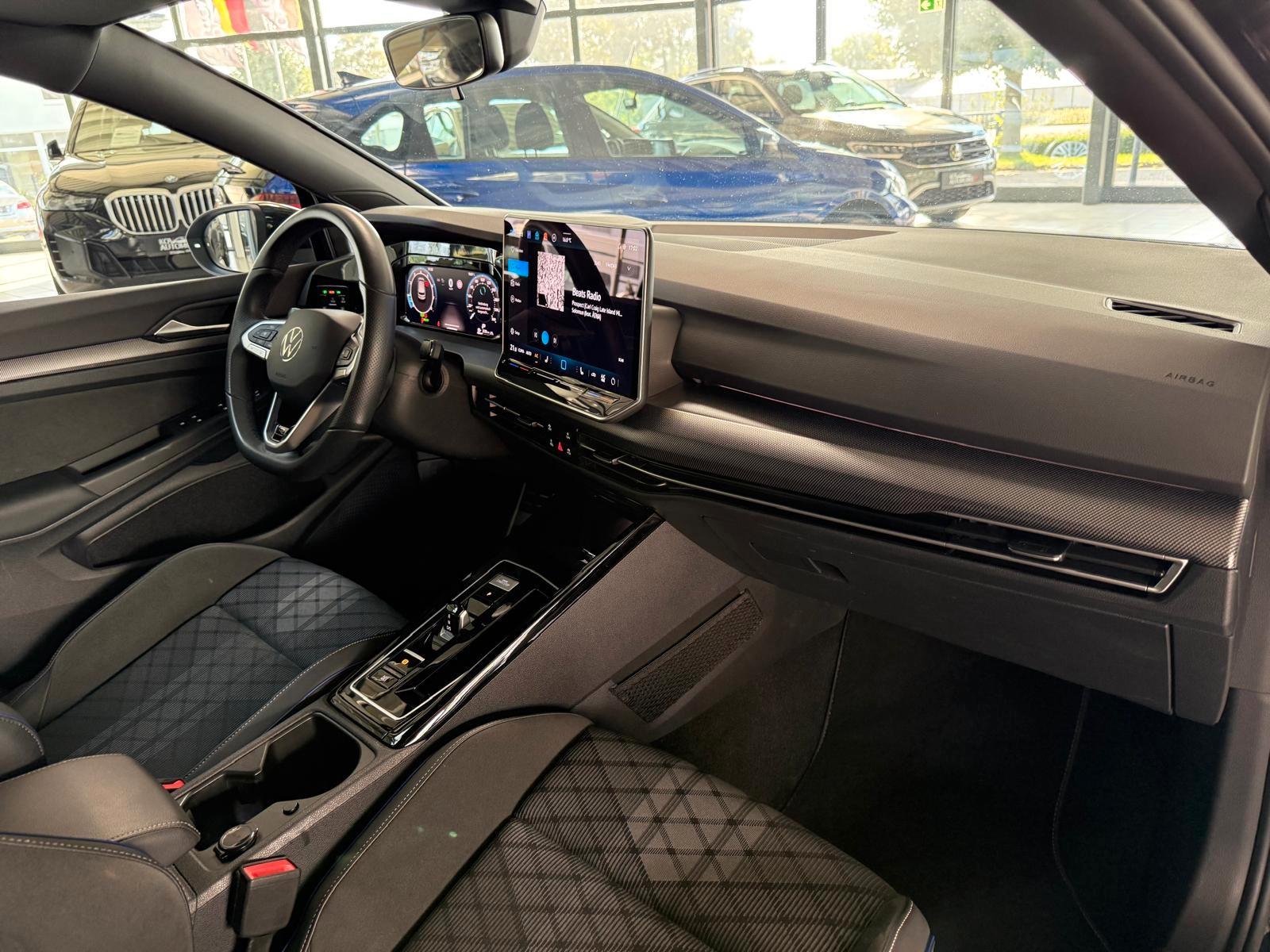 Volkswagen Golf VIII Lim. 1.5 eTSI 110 kW R-Line, миниатюра 26