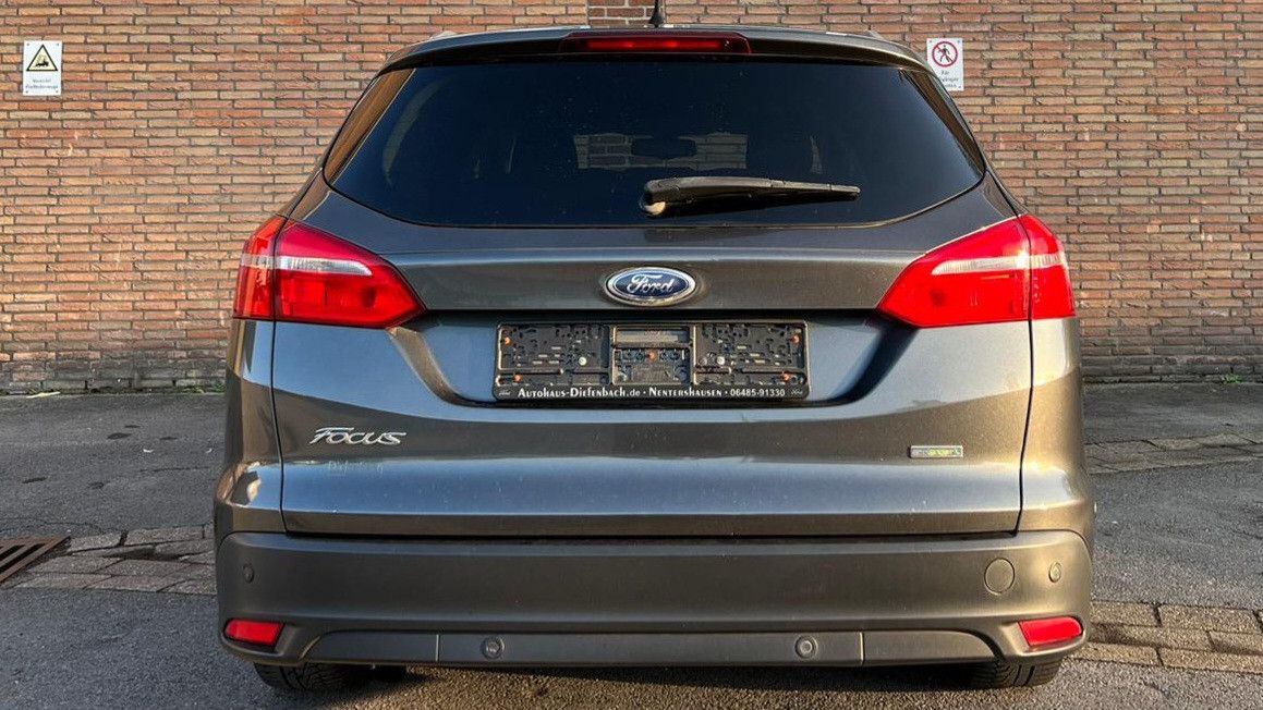 FORD Focus Turnier Titanium selbst Parkassistent