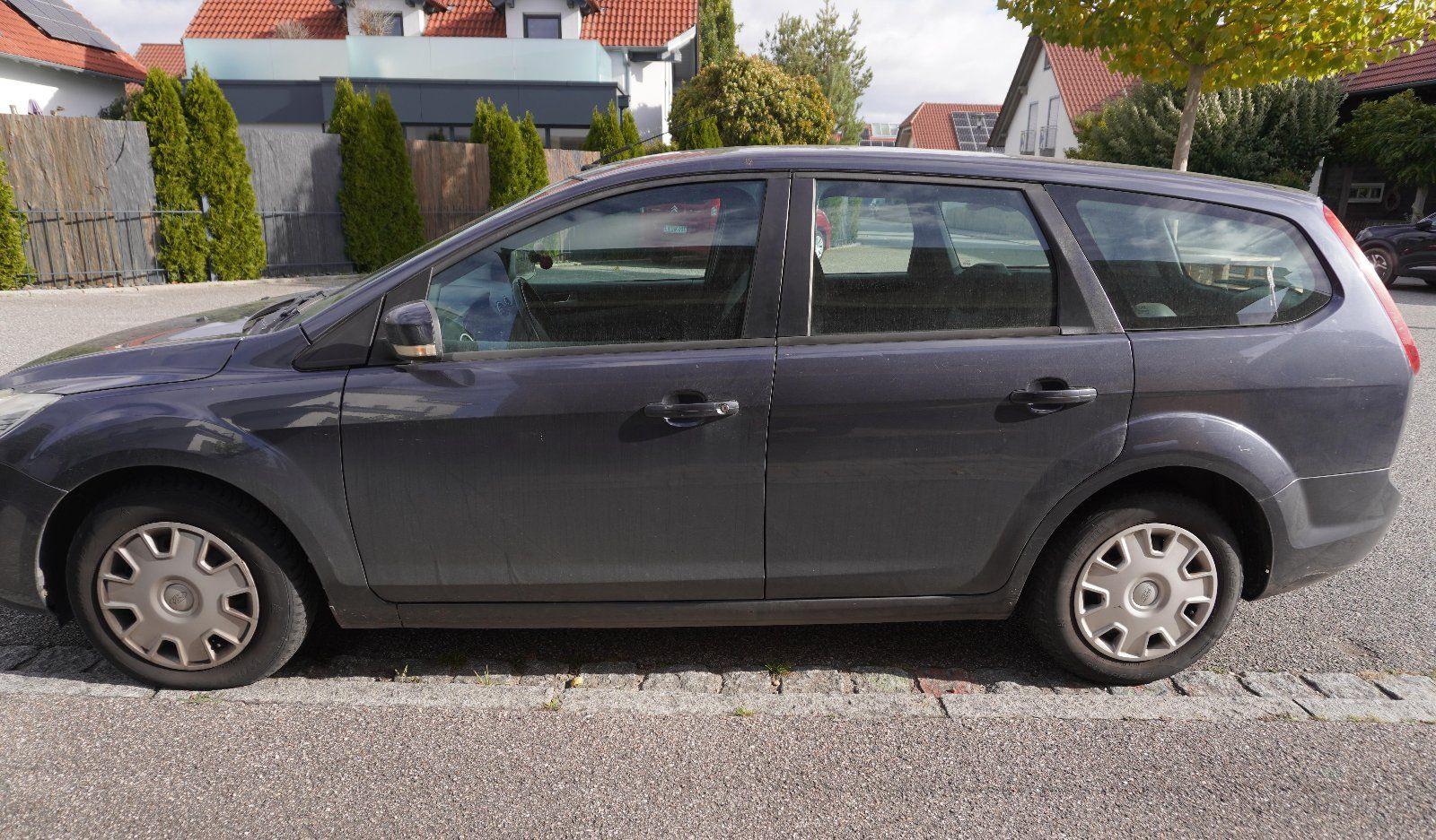 Ford Focus 2011 — photo 6