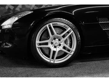 صورة مصغرة 12 لـ 2010 Mercedes-BENZ SLS AMG
