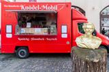 Opel Foodtruck mit Ausstattung und Zubehör