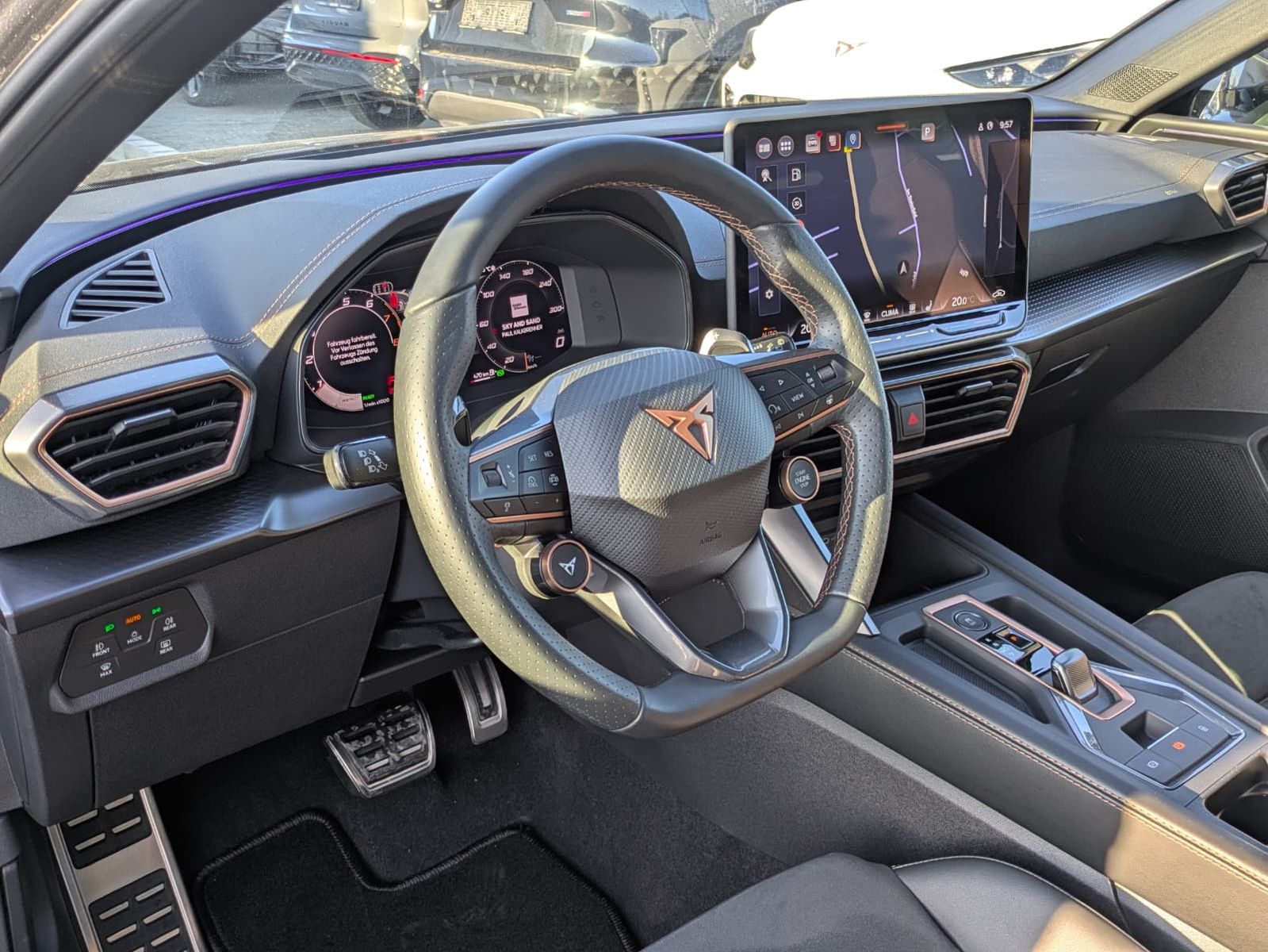 Fahrzeugabbildung CUPRA Leon 1.5 eTSI EDGE DSG*ACC*KAM*18"5JGARANTIE