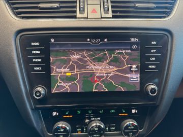 MYAUTOCENTER – Gebraucht- und Jahreswagen mit Werkstattservice in Pfaffenhofen Skoda Octavia *1.HAND*TEMPOM*PDC*2-ZONEN*LED*TÜV-728*