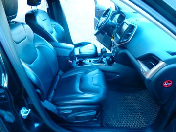 Jeep Cherokee - 9