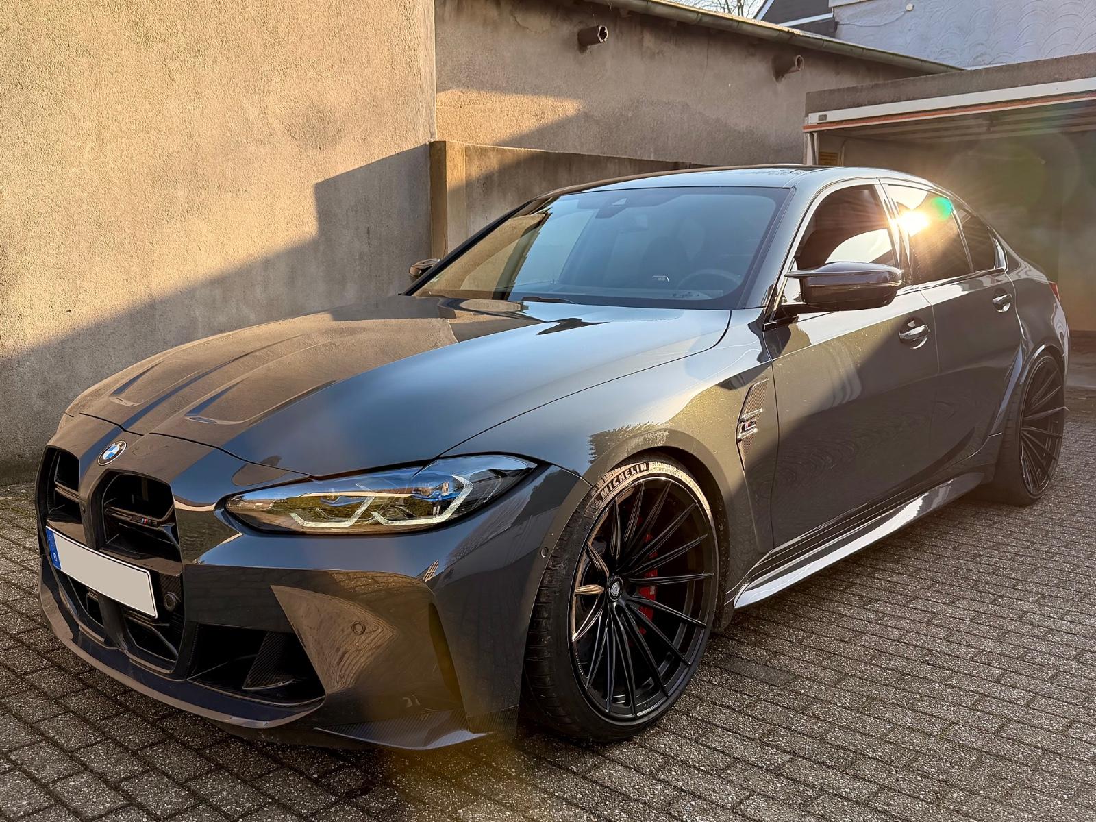 BMW M3 Limousine Competition, Carbonpaket