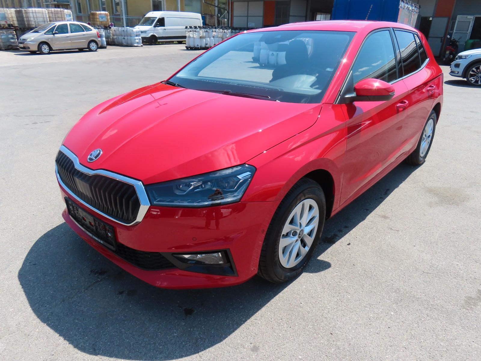 Skoda Fabia Selection DSG ACC Kamera Klimaautomatik-2