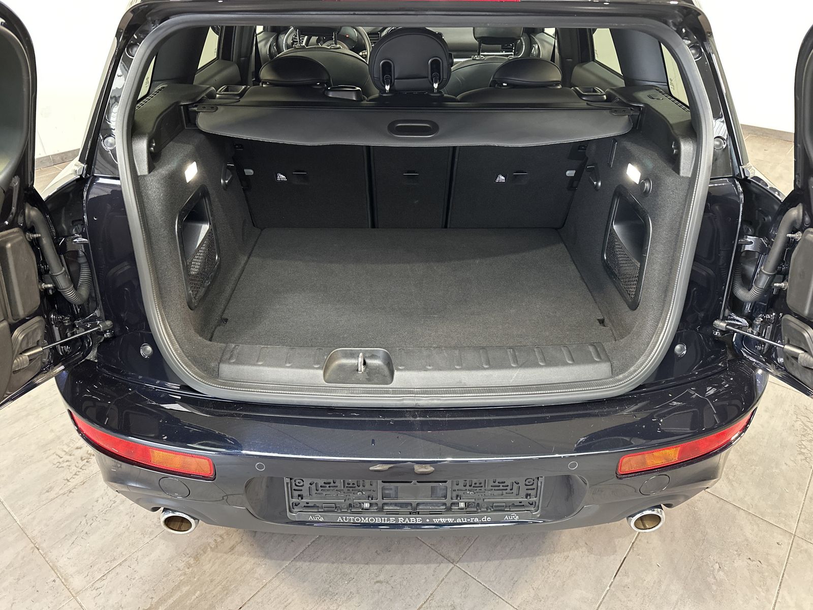 Fahrzeugabbildung MINI Cooper S Clubman Aut. NAV+LED+PANO+DIGDISPLAY+PP