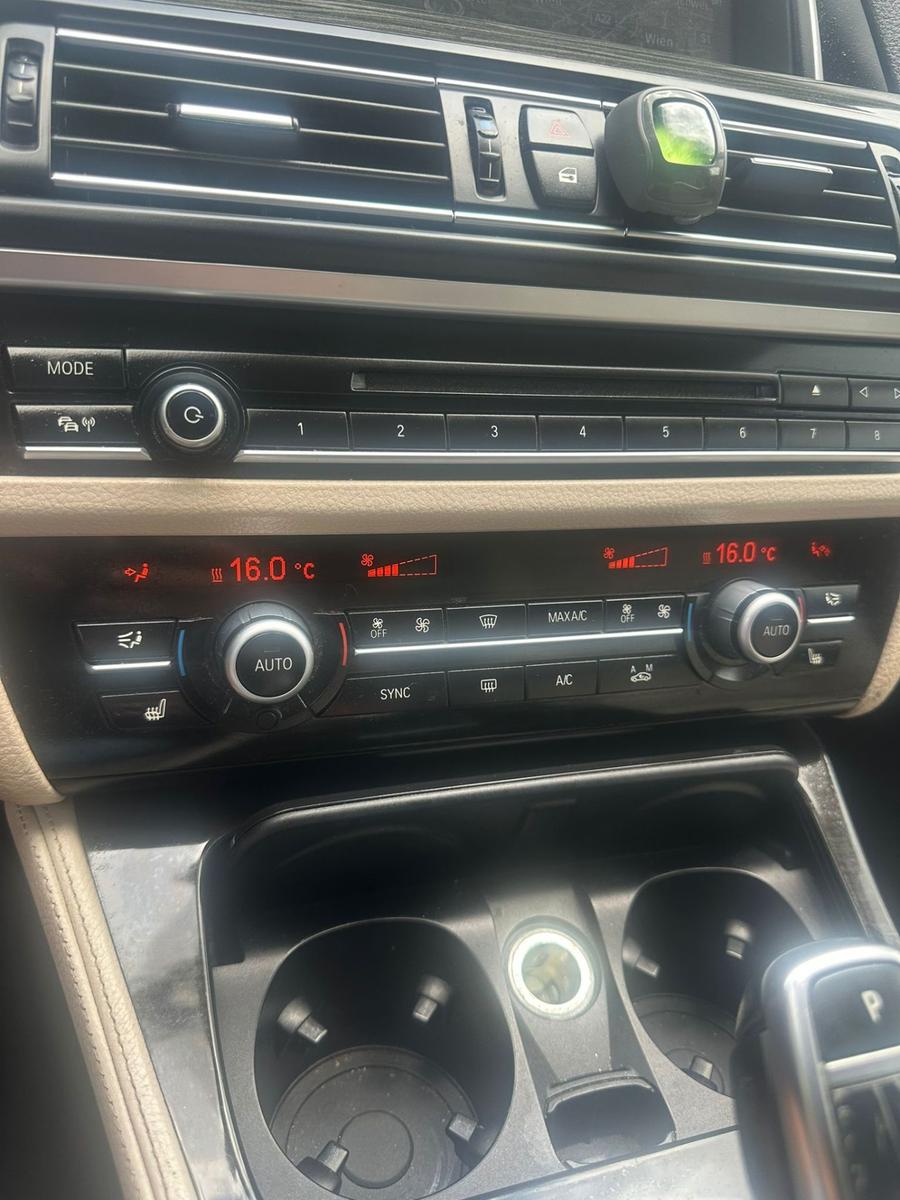 BMW 525 2014 — photo 17