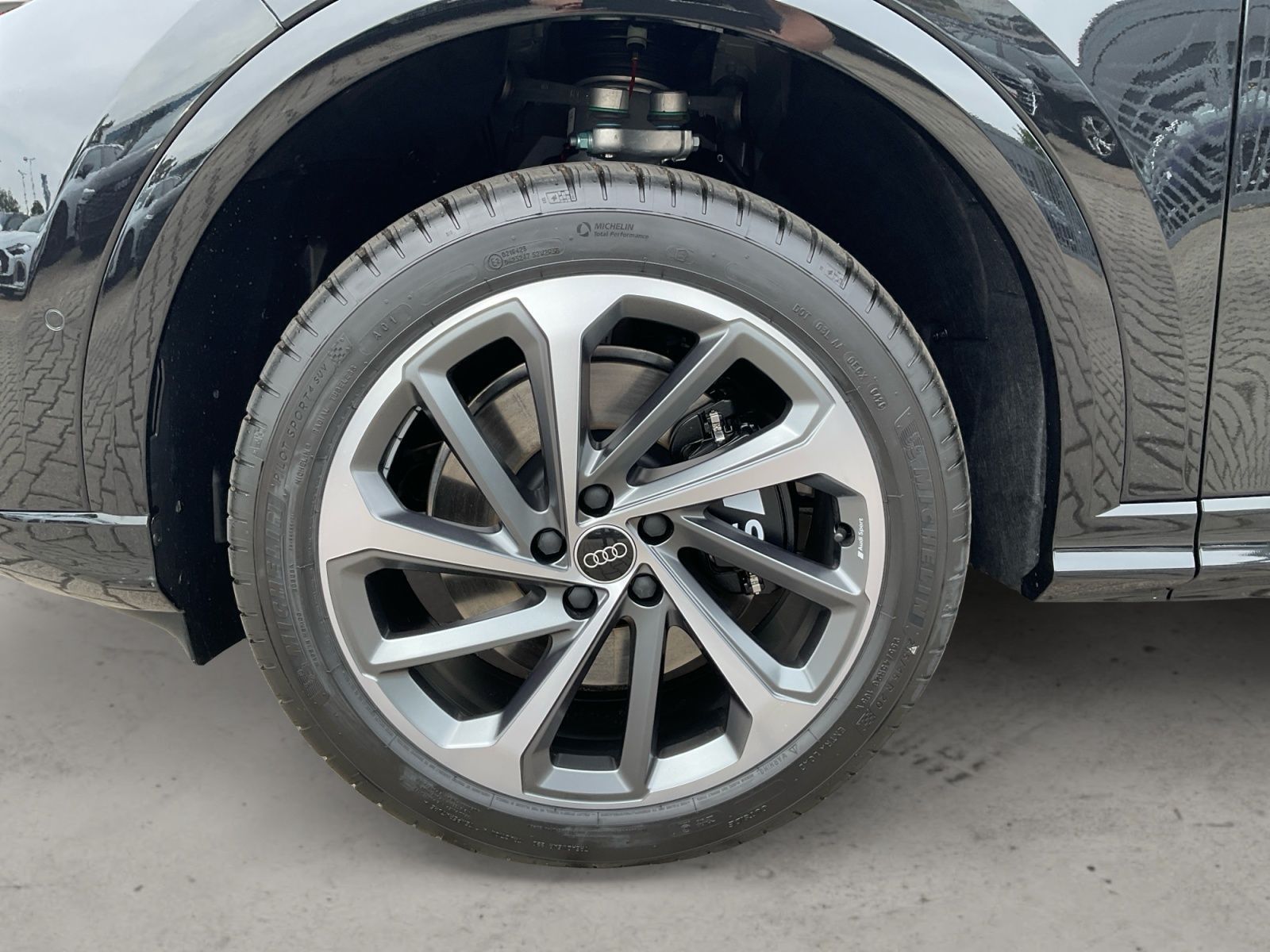 Audi SQ5 - Bild 13