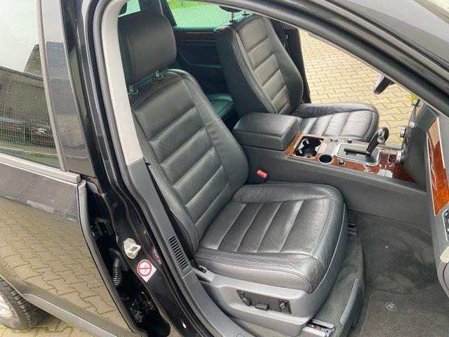 Volkswagen Touareg 2004 — photo 13