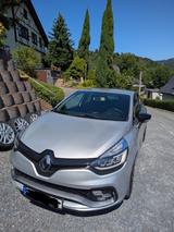 Renault Clio ENERGY TCe 220 EDC R.S. Trophy - Renault Clio: Navigationssystem