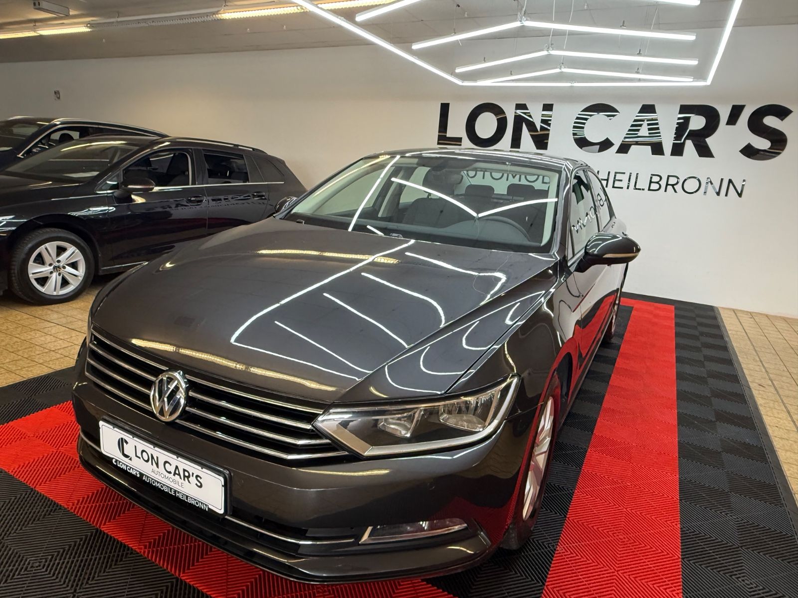 VW Passat Lim. BMT/Start-Stopp/Navi/PDC/SHZ/TOP