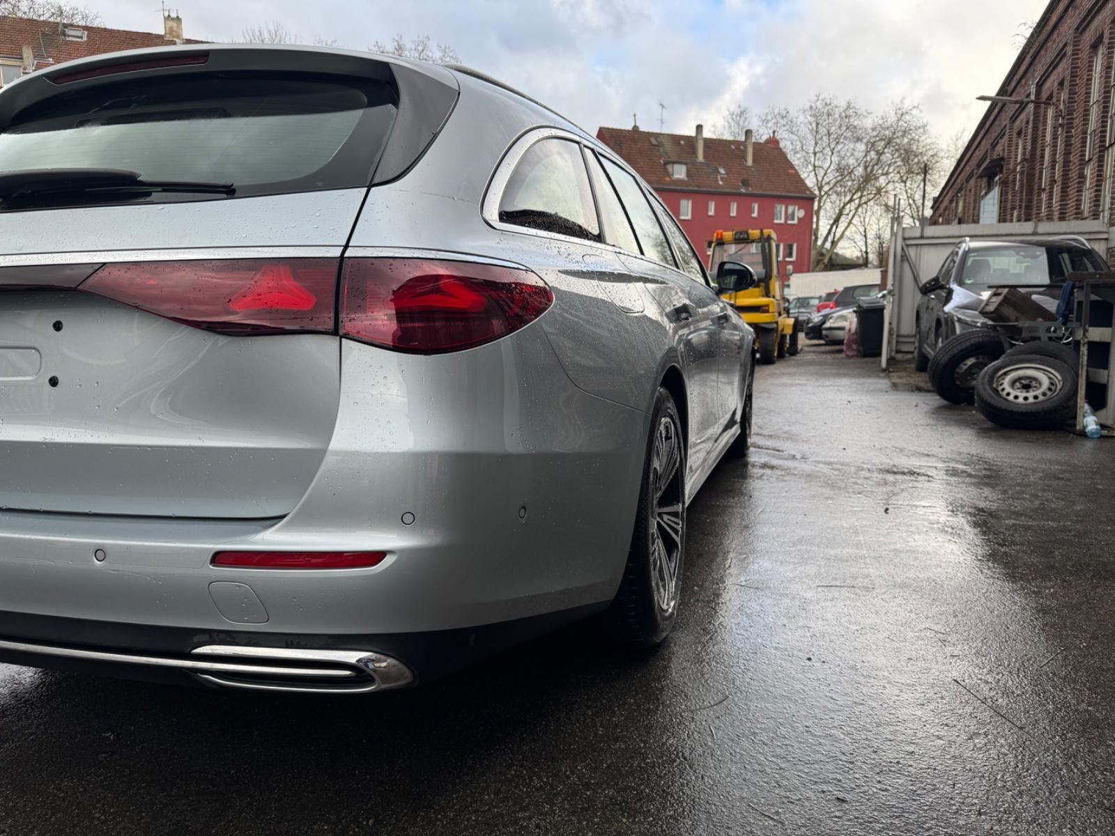 Mercedes-Benz E 220 d W214 Avantgarde Advanced Lenkradheizung