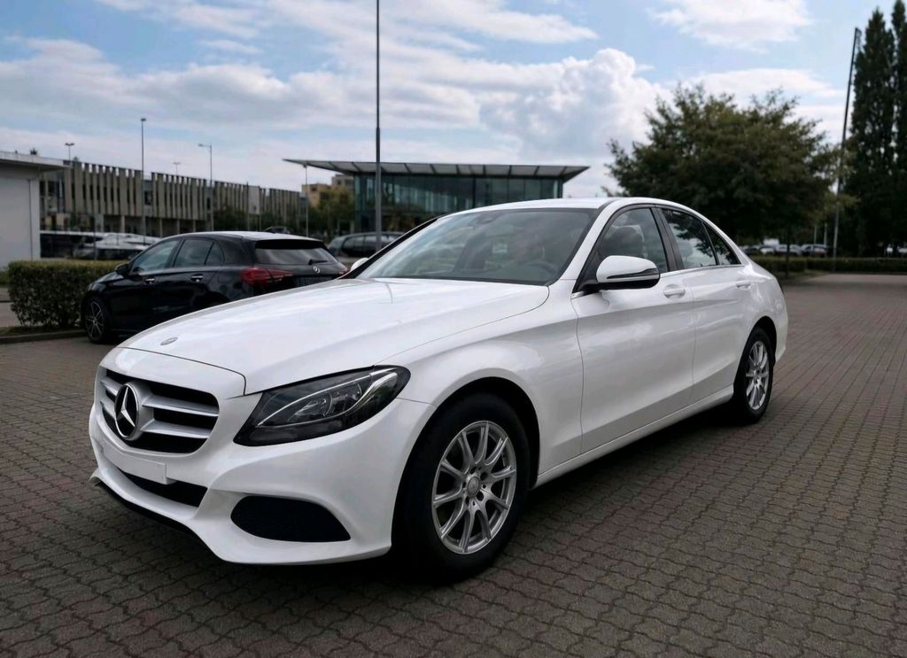 Image of Mercedes-Benz C 180