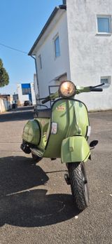 Piaggio Vespa P80X mit 135 cm² - ROLLER 80