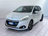 Peugeot 208 1.2 BENZINA 5 PORTE Signature - Peugeot 208 Signature mit Benzin-Antrieb