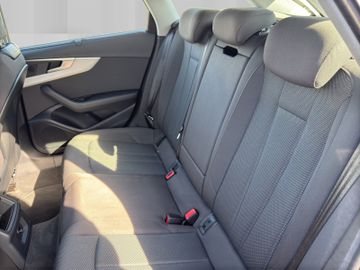 Audi A4 - 11