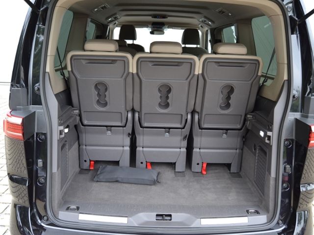 T7 Multivan 2.0 TDI DSG lang Style 18-ZOLL+DCC/M