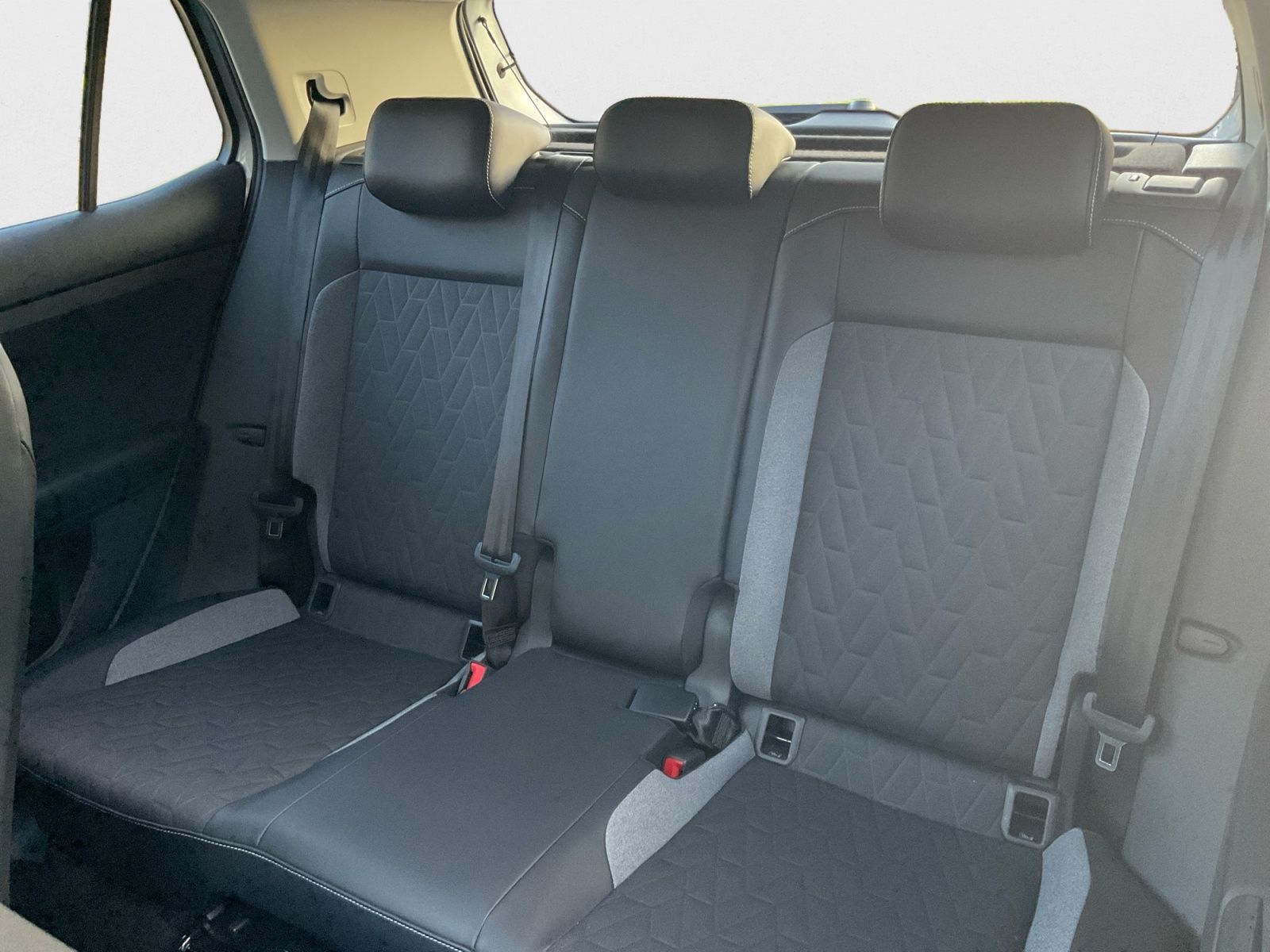 Volkswagen T-Cross - Bild 13