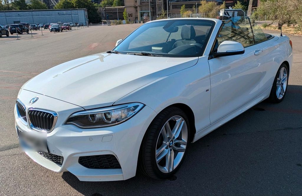 Image of BMW 218