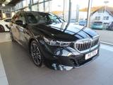 BMW 540 d xDrive M Sport LED AHK HEAD-UP 4,99% - BMW 540 aus 2024