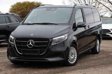Mercedes V 220 - 1
