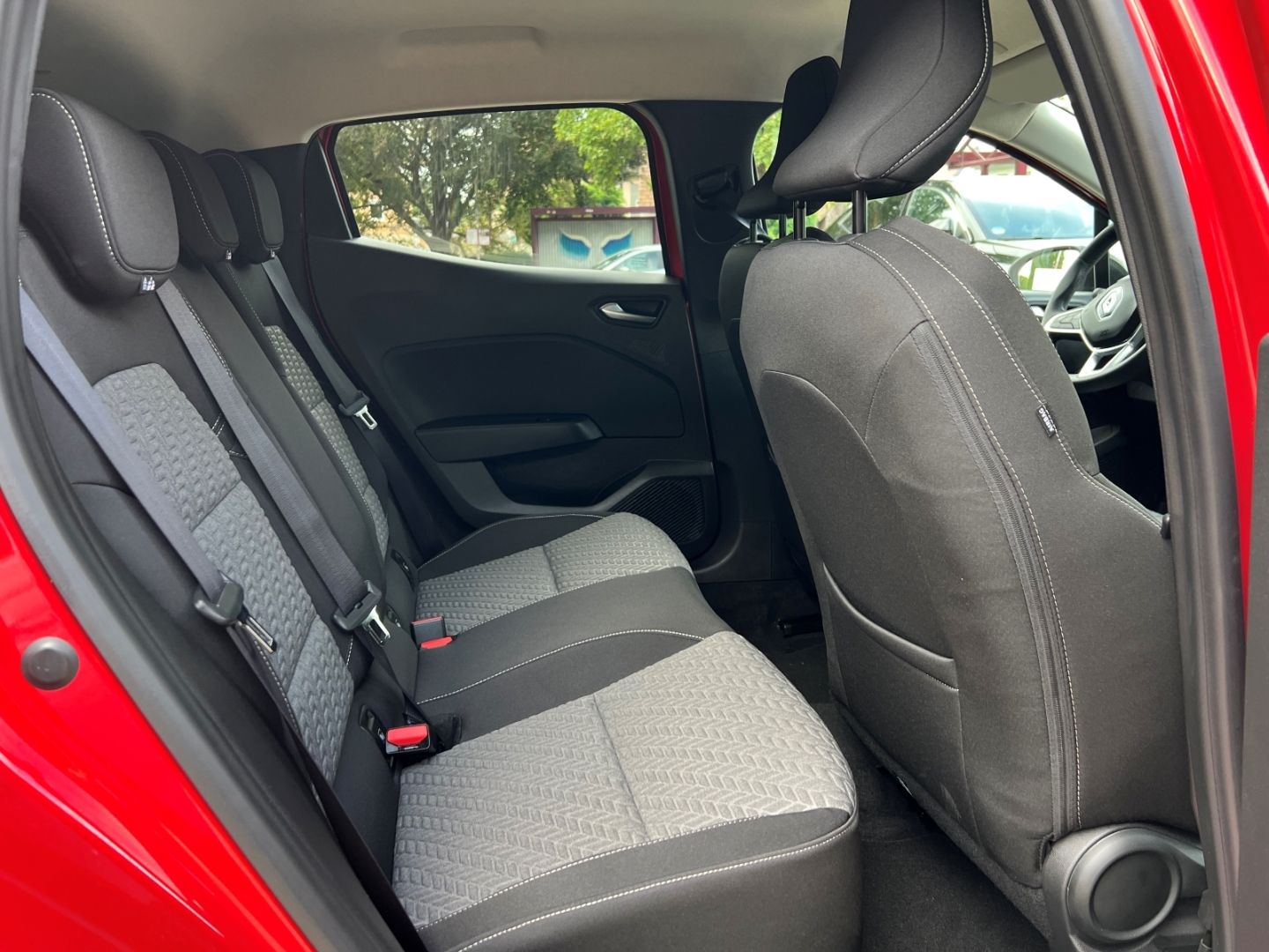 Fahrzeugabbildung Renault Clio V Evolution Navi Digitales Cockpit LED Appl