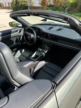 Porsche 992 Carrera S Cabriolet Sportabgas Matrix Bose - Porsche 992: Grün