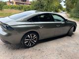 Peugeot 508 PureTech 225 EAT8 GT, DAB +, Schiebedach - schwarze Peugeot 508