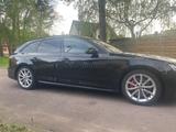 Audi S4 3.0 TFSI tiptronic quattro Avant - - Audi S4 mit Benzin-Antrieb: Schwarz
