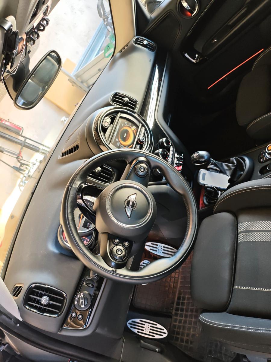 MINI Countryman C (Cooper)