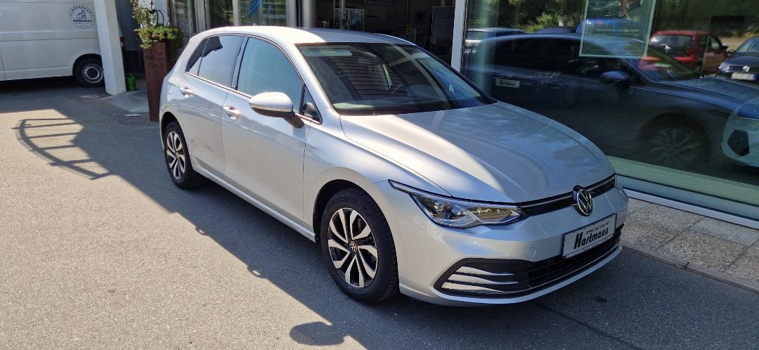 Volkswagen Golf Active 1,5TSI Klima Matrix Sitzh Navi APP S