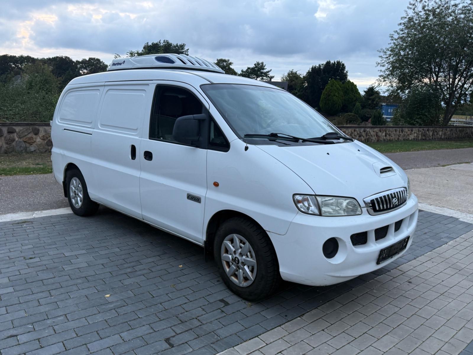 Hyundai H-1