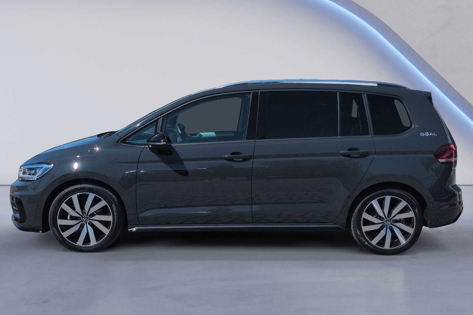 Touran 1.5 TSI DSG R line PANO+RFK+7SITZE+AHK+