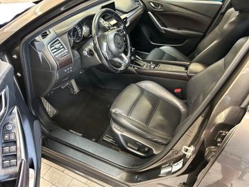 Mazda 6 - 8