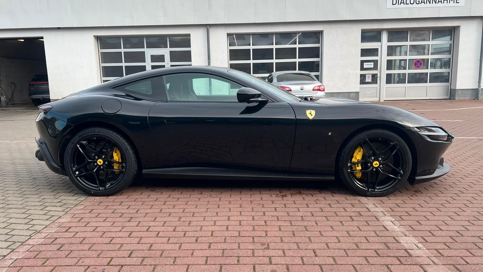 Fahrzeugabbildung Ferrari Roma 3.9 T V8 DCT *Mietkauf