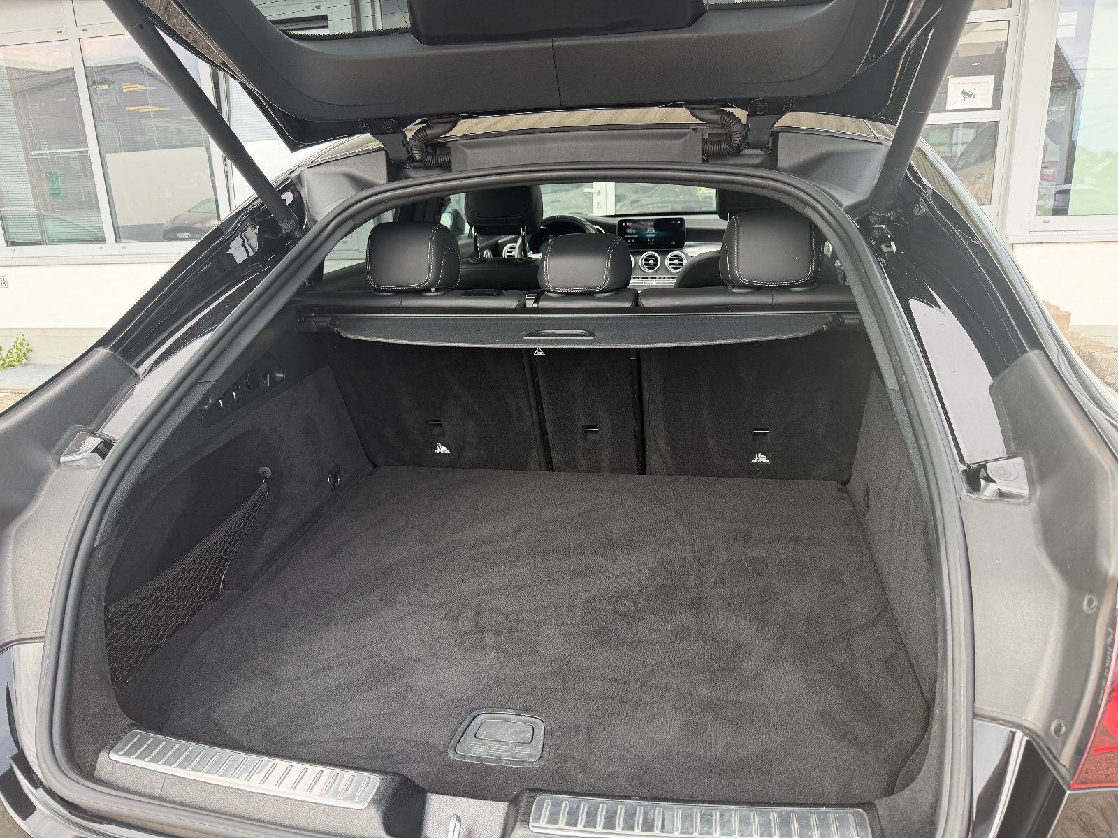 Fahrzeugabbildung Mercedes-Benz GLC 63 AMG Coupe/MBUX/Ambiente/Schiebedach/Kam/