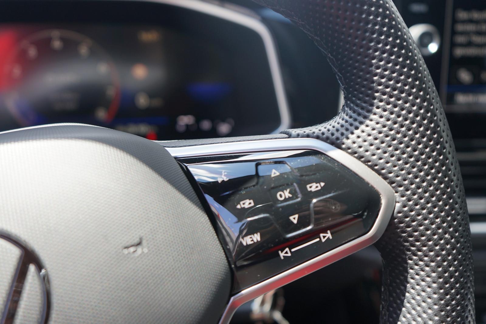 Volkswagen T-Roc 1.0 TSI R-Line LED Navi ACC Kamera DAB, миниатюра 29