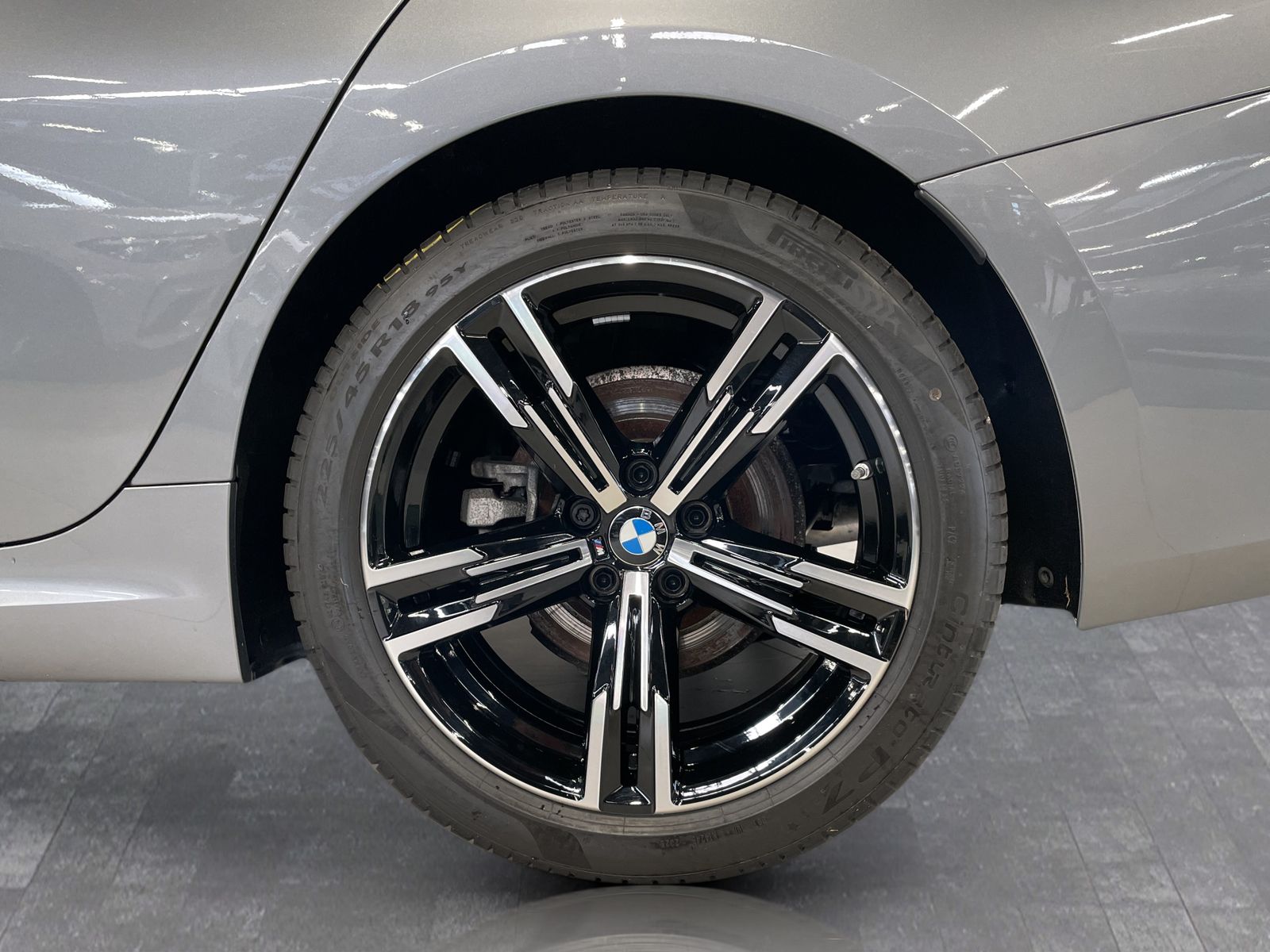 BMW 320 - Bild 14