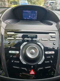 Ford Kuga - 8