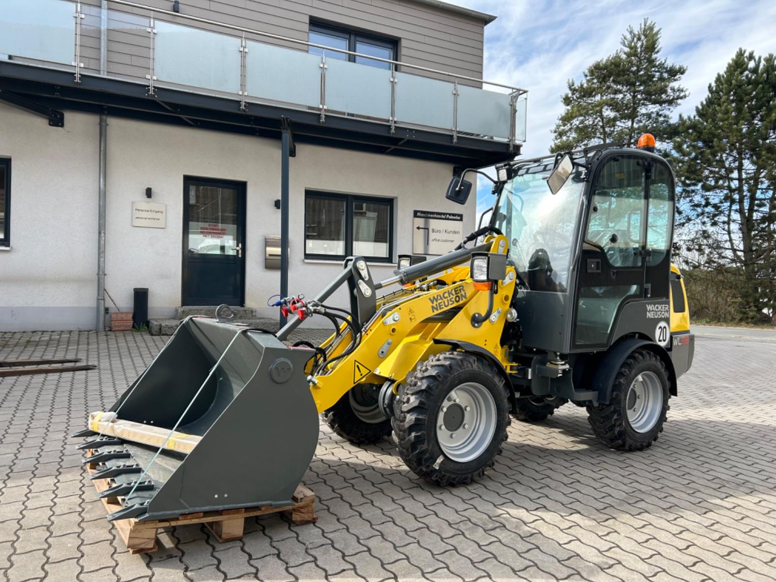 Wacker Neuson WL25 Advanced Gabel + Schaufel / NEU