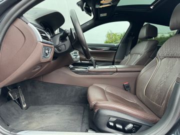 BMW 740 - 11