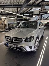 Mercedes-Benz GLC 220 d 4M/Pano/BURM/AHK/360/HUD/Digi/AR-Cam - Mercedes-Benz GLC 220 von privat